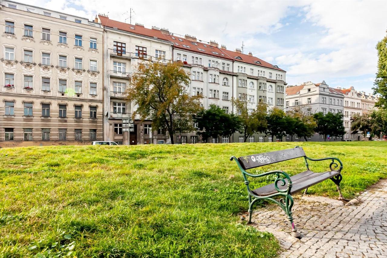 Attic Apartment On Waterfront / View / Netflix Praga Esterno foto
