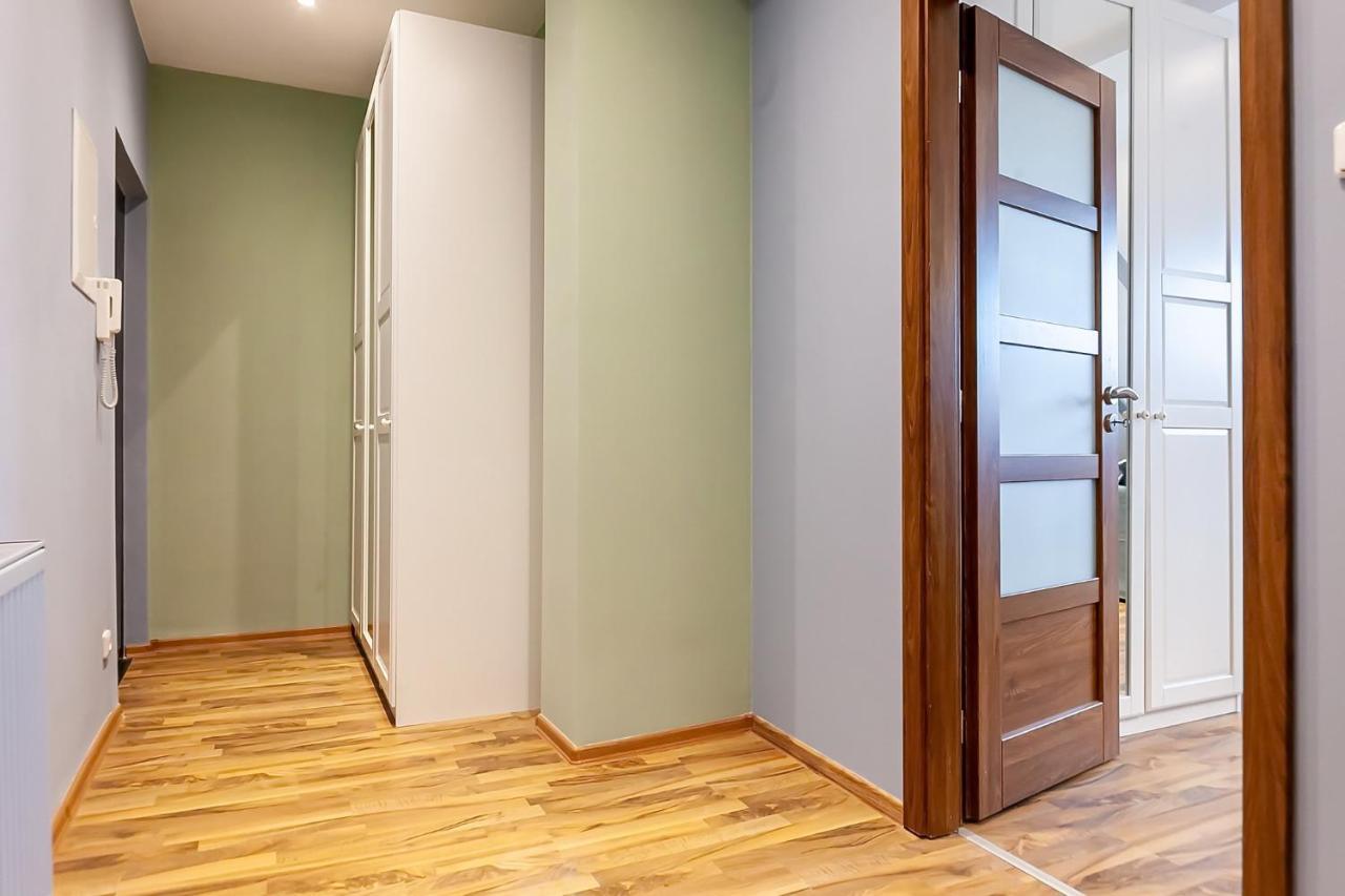 Attic Apartment On Waterfront / View / Netflix Praga Esterno foto
